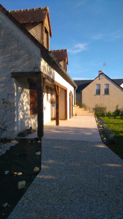 Le Tilleul Hotel Niherne Exterior photo